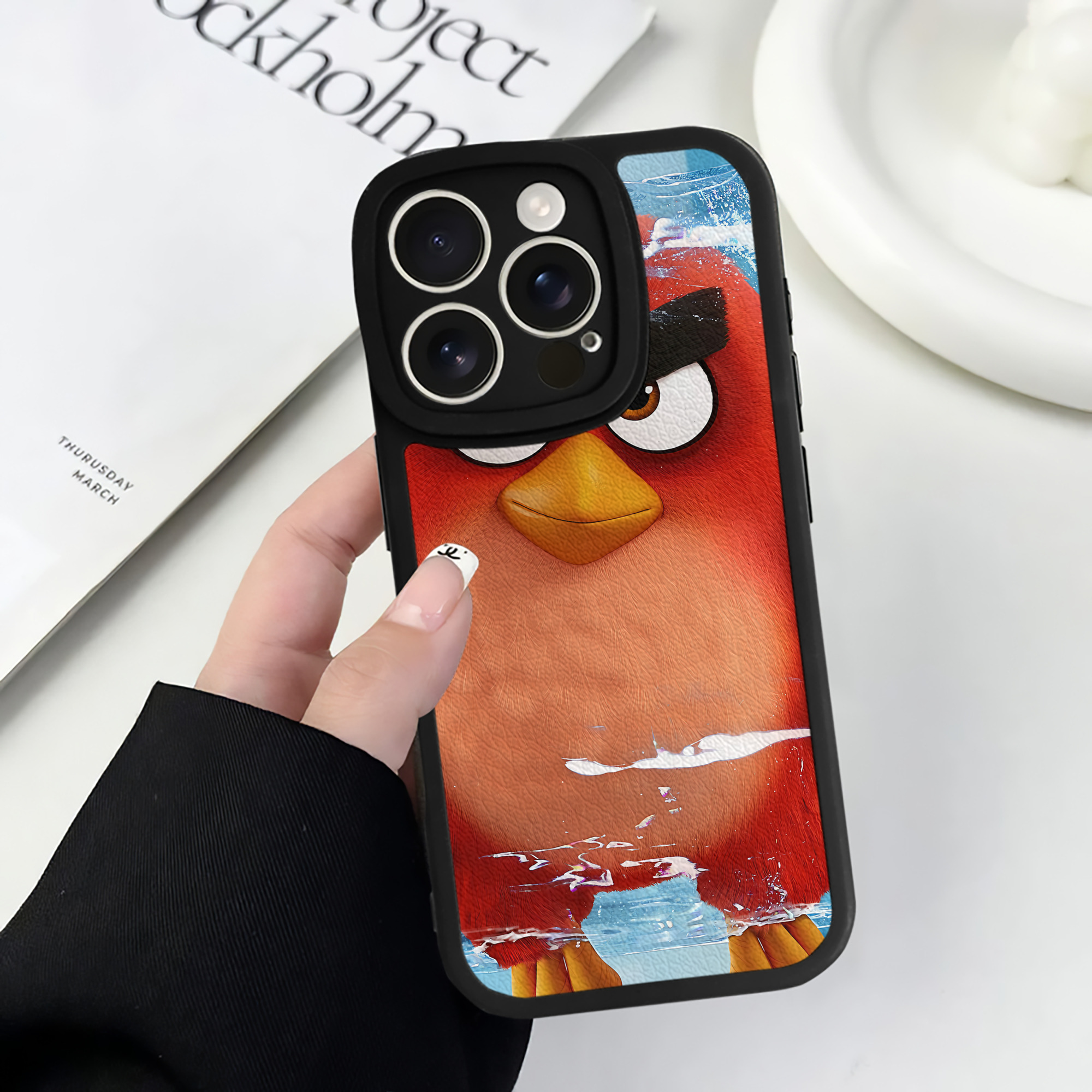 （画像用） Angry Birds アングリーバード 【iPhone 16シリーズ対応】シリコンスマホケース（レザー調） 材質：シリコン